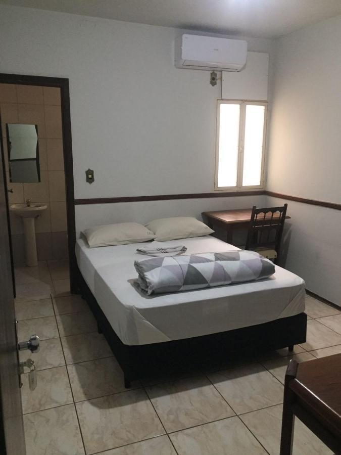 Orsi Hotel Araguari Buitenkant foto